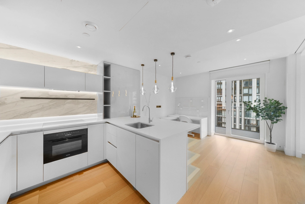 1 bedroom apartments/flats for sale in Cascade Way, White City - W12 view 11