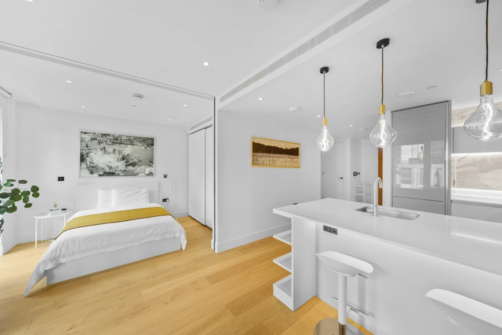 1 bedroom apartments/flats for sale in Cascade Way, White City - W12 view 5