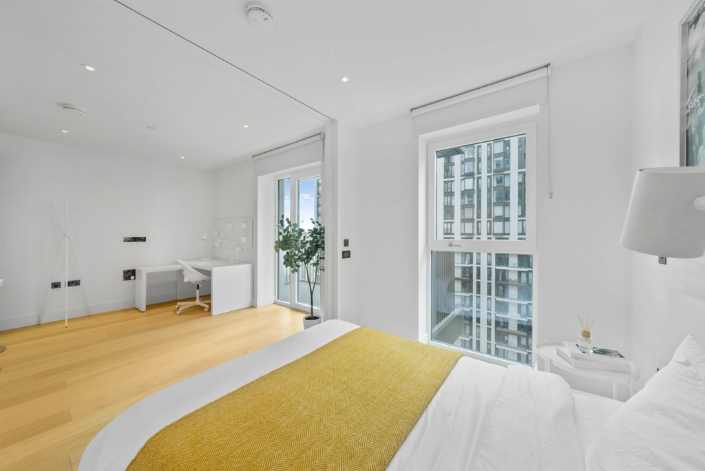 1 bedroom apartments/flats for sale in Cascade Way, White City - W12 view 13