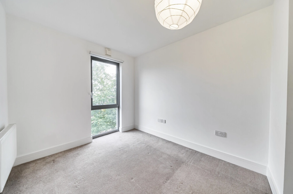 2 bedrooms apartments/flats for sale in Gwynne Road, Clapham Junction - SW11 view 11