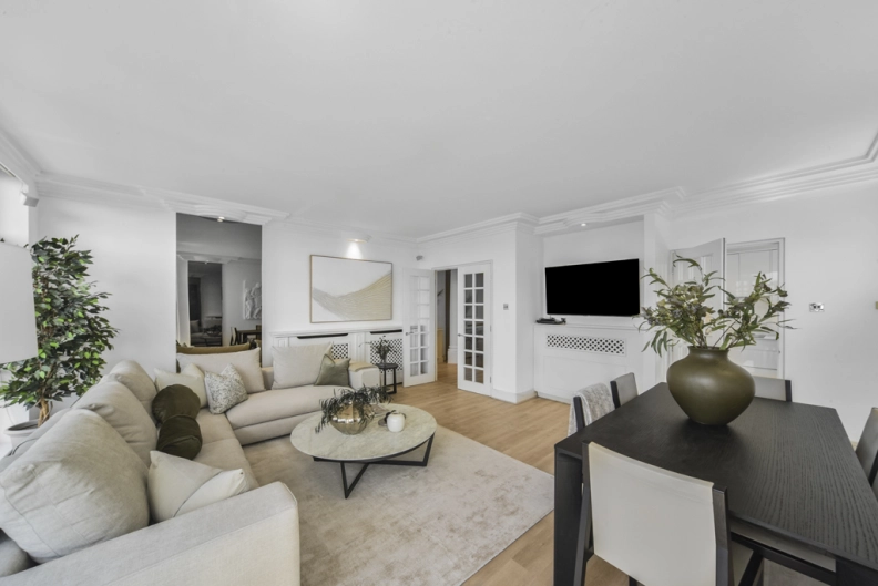 3 bedrooms apartments/flats for sale in Buckingham Palace Road, Chelsea - SW1W view 10