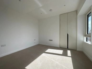 Parrs Way, Hammersmith - W6 view 6