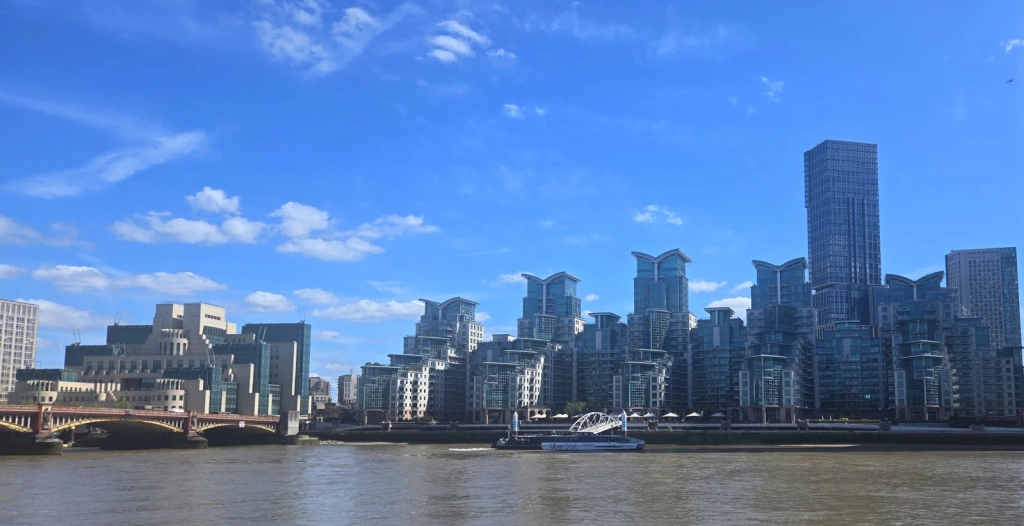 2 bedrooms apartments/flats for sale in St. George Wharf, Vauxhall - SW8 view 7