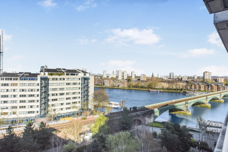 2 bedrooms apartments/flats to sale in The Boulevard, Fulham-image 16
