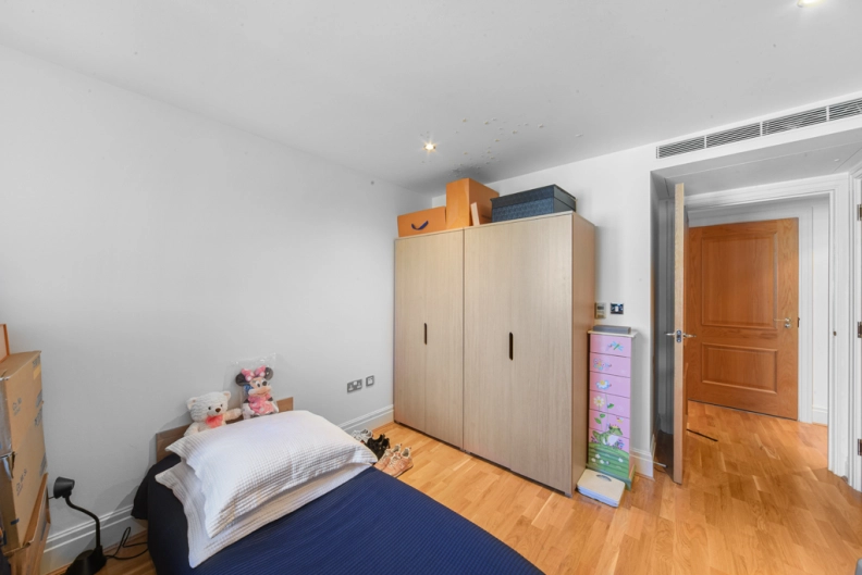 2 bedrooms apartments/flats to sale in The Boulevard, Fulham-image 13