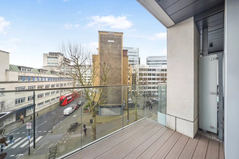 2 bedrooms apartments/flats to sale in Beadon Road, Hammersmith-image 7