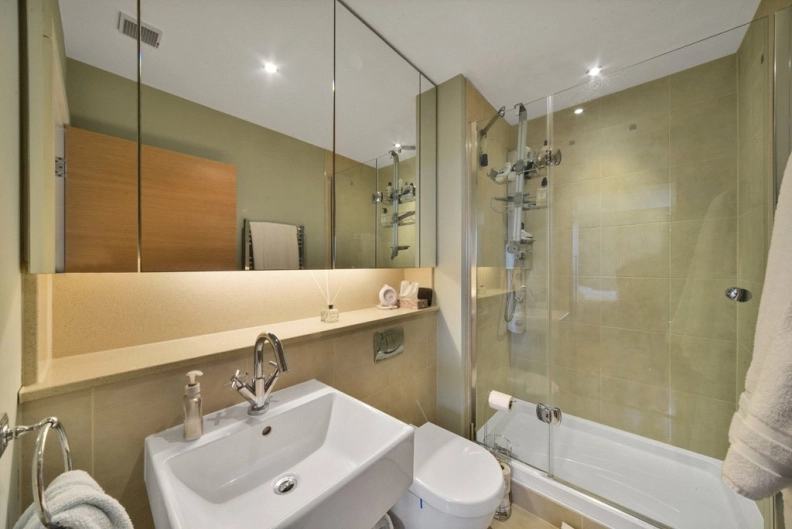 2 bedrooms apartments/flats to sale in Lensbury Avenue, Fulham-image 14