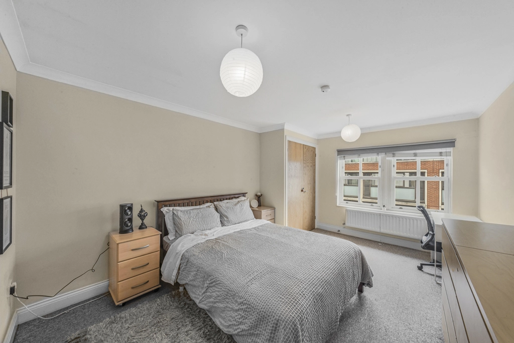 2 bedrooms apartments/flats for sale in Parsons Green Lane, Fulham - SW6 view 5