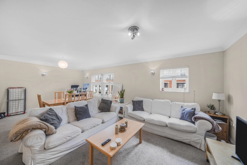 2 bedrooms apartments/flats to sale in Parsons Green Lane, Fulham-image 2