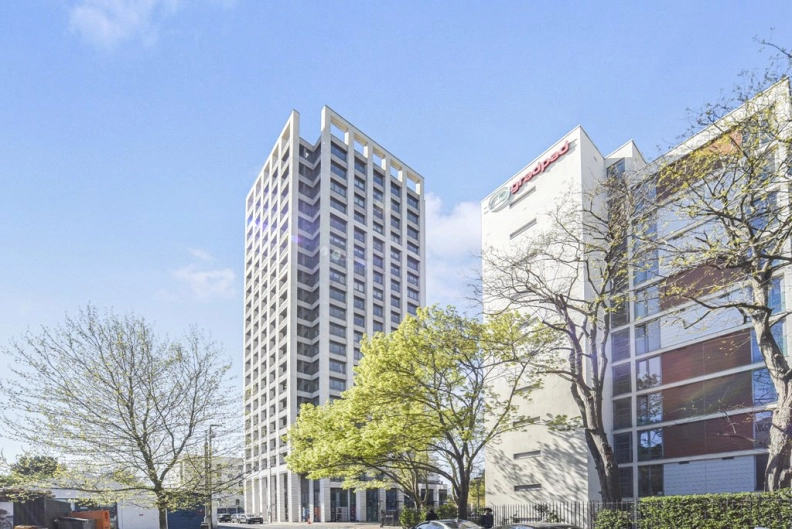 2 bedrooms apartments/flats to sale in Grant Road, Wandsworth-image 1