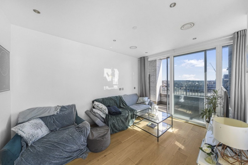2 bedrooms apartments/flats to sale in Grant Road, Wandsworth-image 11
