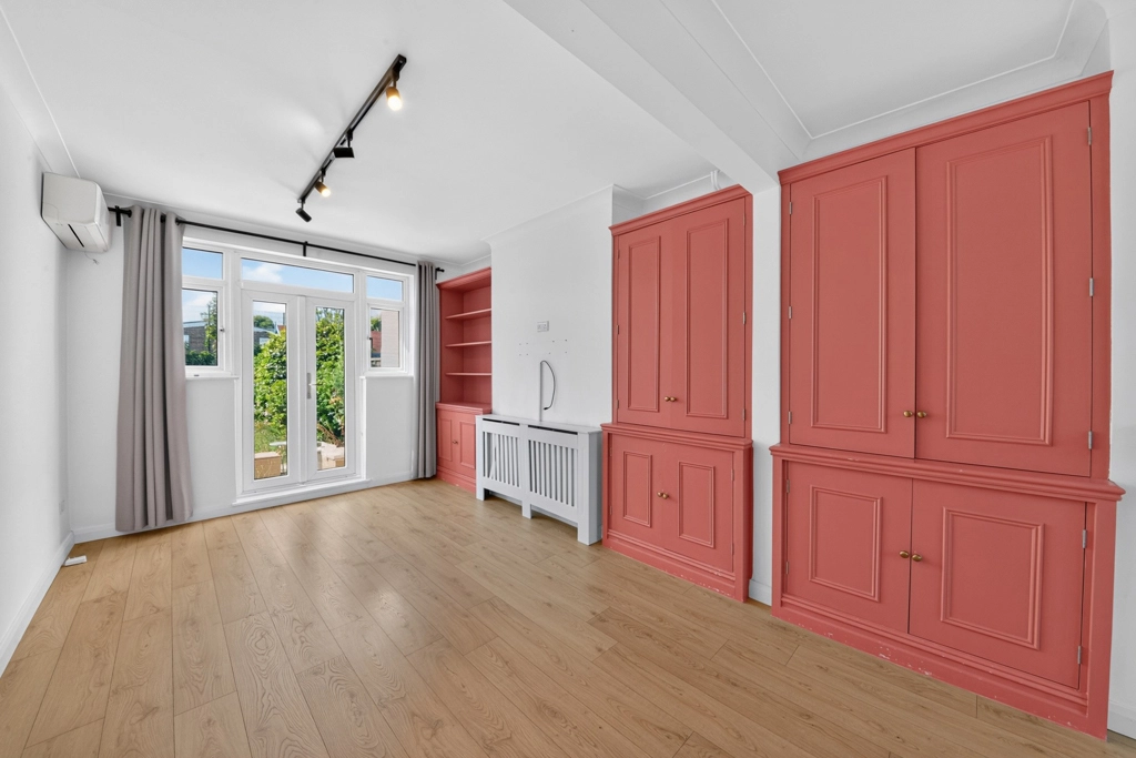 3 bedrooms houses for sale in Sulivan Road, Fulham - SW6 view 9