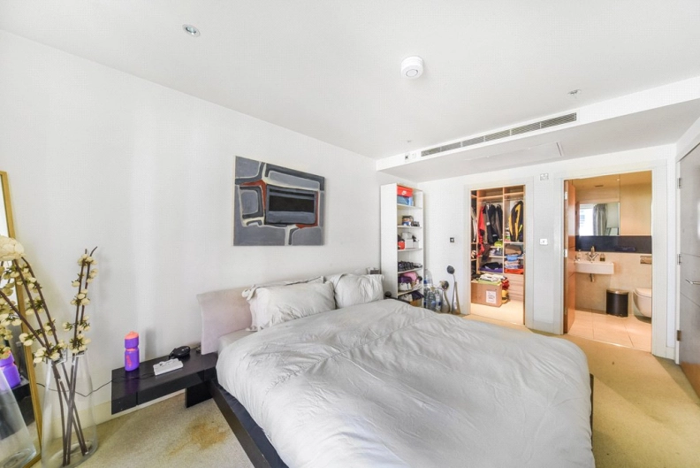 3 bedrooms apartments/flats to sale in Lensbury Avenue, Imperial Wharf-image 12