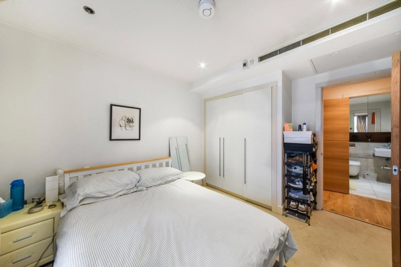 3 bedrooms apartments/flats to sale in Lensbury Avenue, Imperial Wharf-image 13