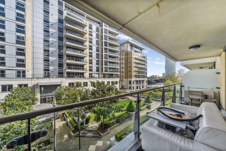 3 bedrooms apartments/flats to sale in Lensbury Avenue, Imperial Wharf-image 17