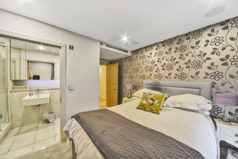 5 bedrooms apartments/flats to sale in Lensbury Avenue, Fulham-image 5