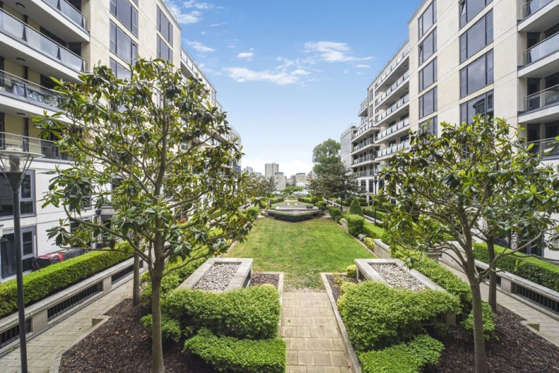 5 bedrooms apartments/flats to sale in Lensbury Avenue, Fulham-image 1