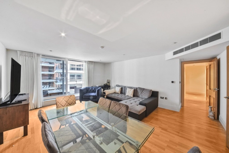 2 bedrooms apartments/flats to sale in The Boulevard, Fulham-image 9