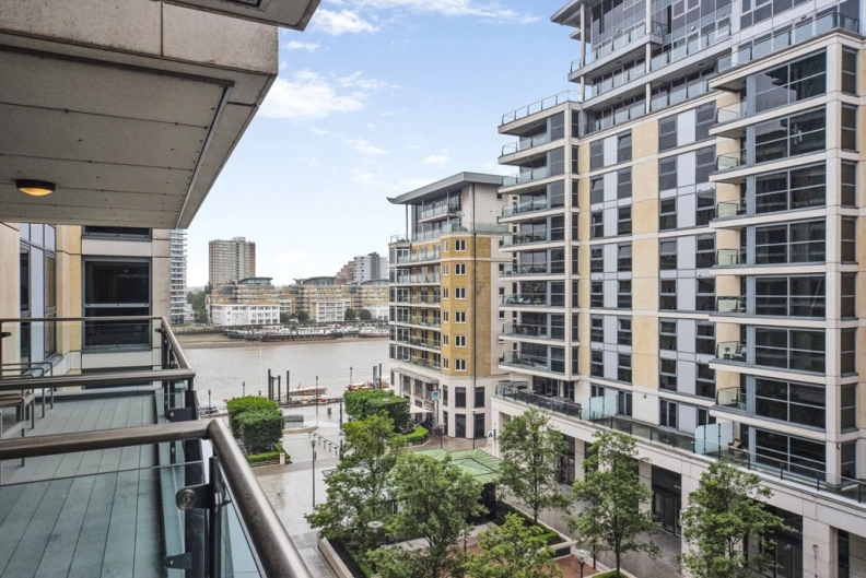 2 bedrooms apartments/flats to sale in The Boulevard, Fulham-image 1