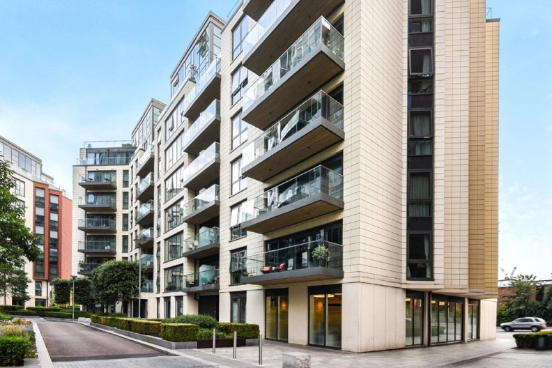 2 bedrooms apartments/flats to sale in Juniper Drive, Battersea Reach-image 1