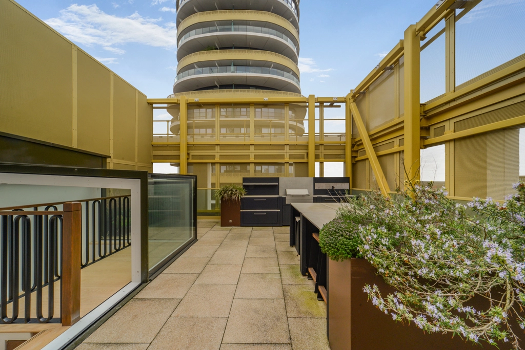 3 bedrooms apartments/flats for sale in Cascade Way, White City - W12 view 7