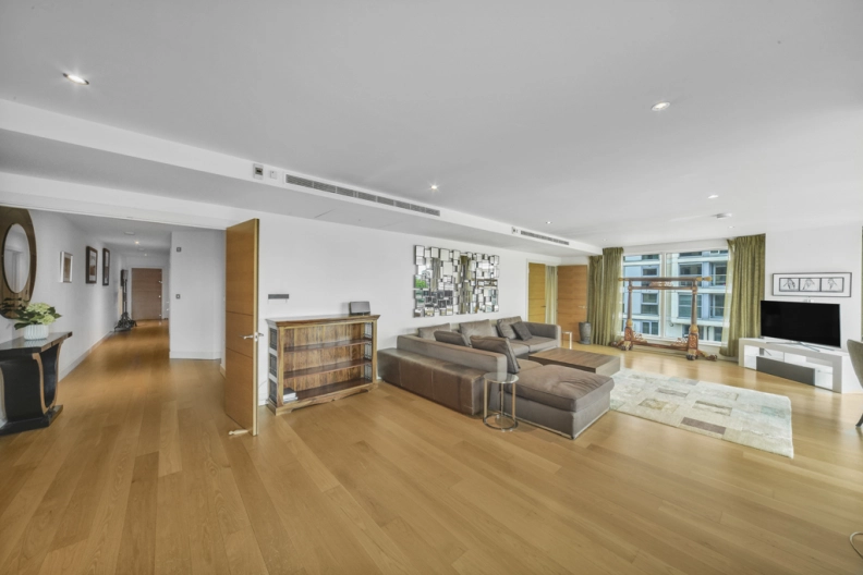 3 bedrooms apartments/flats for sale in Lensbury Avenue, Fulham - SW6 view 9