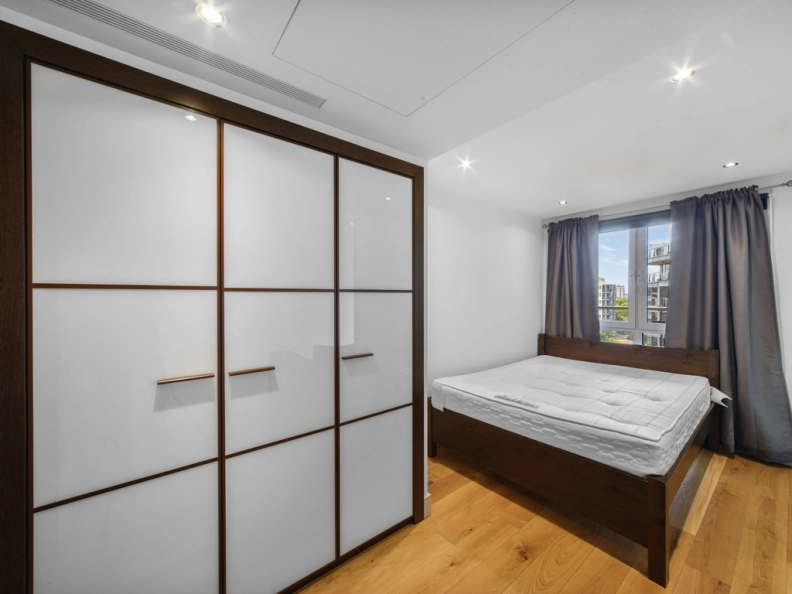 1 bedroom apartments/flats to sale in Townmead Road, Fulham-image 5