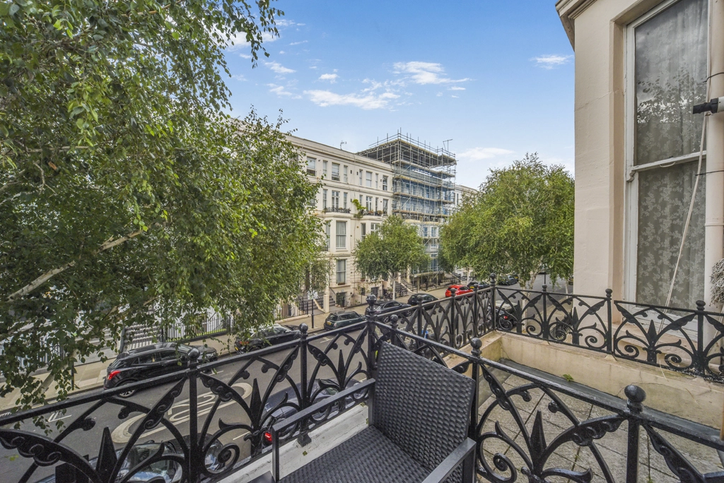 1 bedroom apartments/flats for sale in Longridge Road, Earl's Court - SW5 view 13