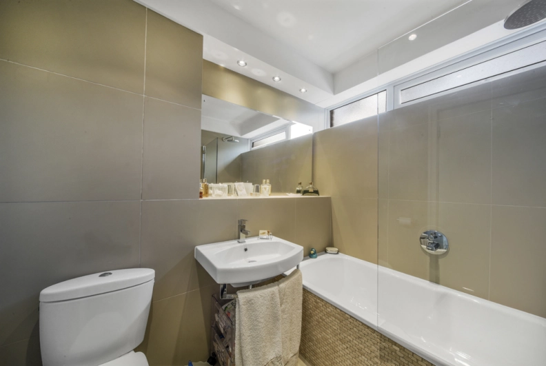 5 bedrooms houses to sale in Melbury Road, Kensington-image 15