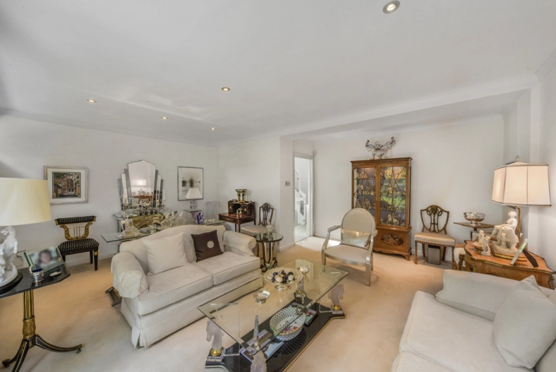 5 bedrooms houses to sale in Melbury Road, Kensington-image 19