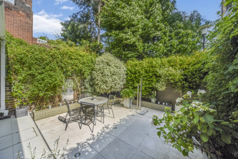 5 bedrooms houses to sale in Melbury Road, Kensington-image 16