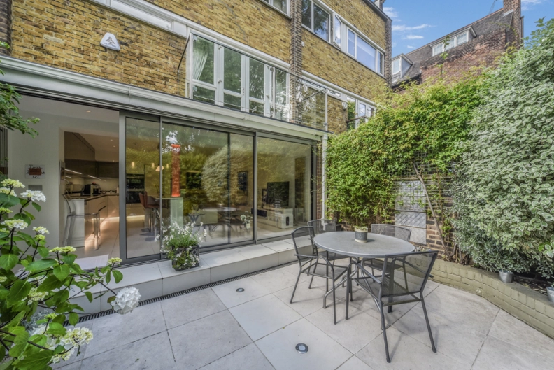 5 bedrooms houses to sale in Melbury Road, Kensington-image 6