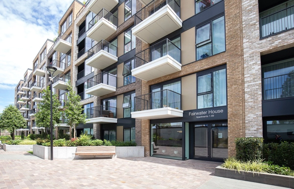 1 bedroom apartments/flats for sale in Lockgate Road, Fulham - SW6 view 1