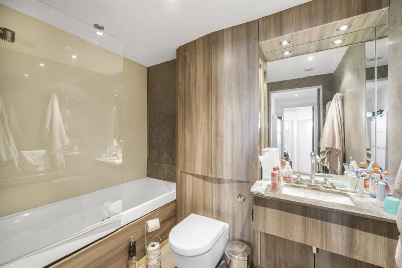 2 bedrooms apartments/flats for sale in Townmead Road, Fulham - SW6 view 14