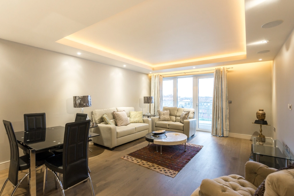 2 bedrooms apartments/flats for sale in Parr's Way, Fulham Reach - W6 view 2