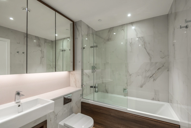 3 bedrooms apartments/flats for sale in Central Avenue, Fulham - SW6 view 5