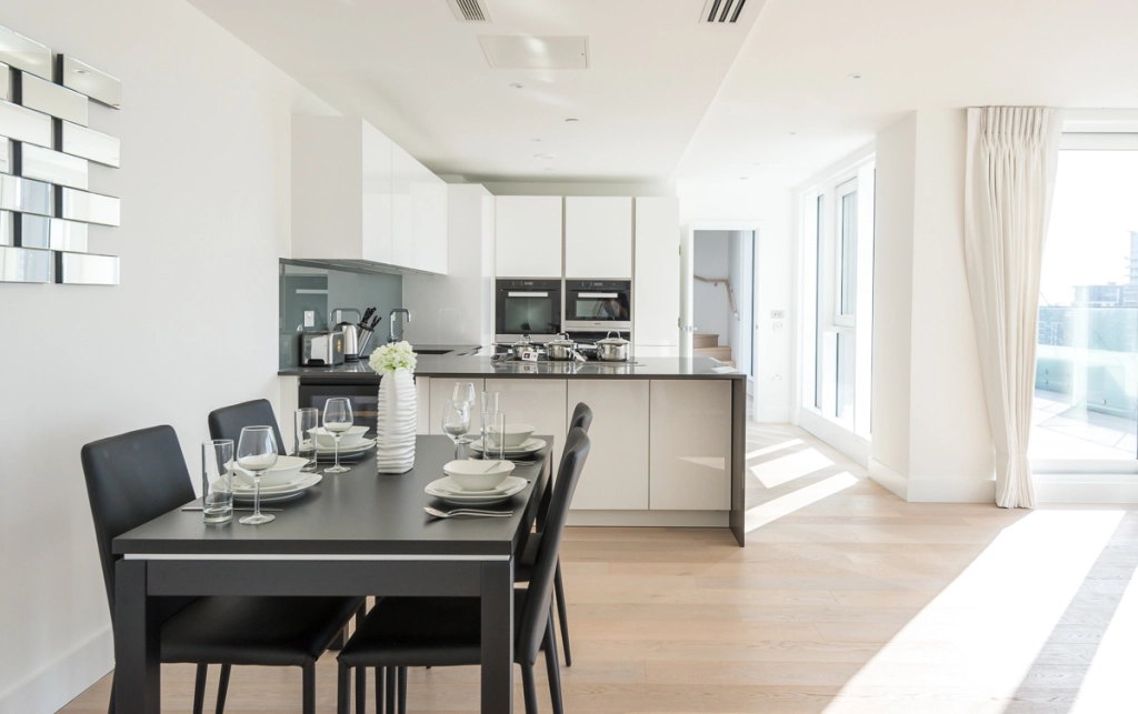 3 bedrooms apartments/flats for sale in Central Avenue, Fulham - SW6 view 11