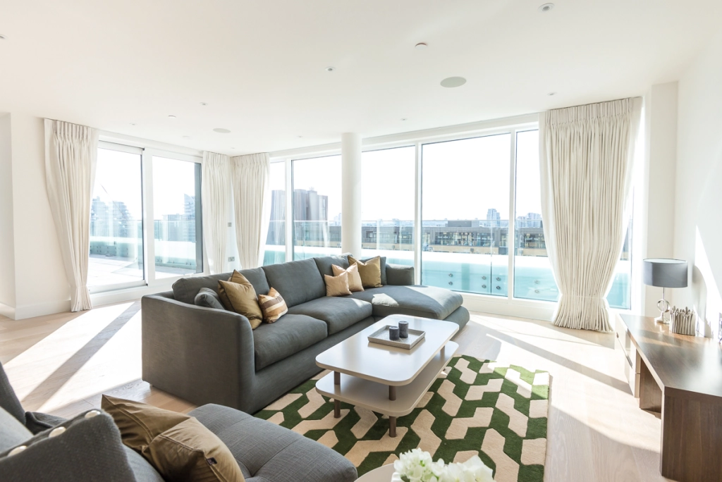 3 bedrooms apartments/flats for sale in Central Avenue, Fulham - SW6 view 2