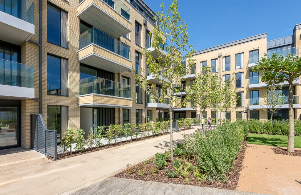 3 bedrooms apartments/flats for sale in Central Avenue, Fulham - SW6 view 17