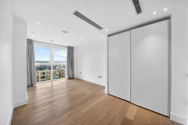 Central Avenue, Fulham - SW6 view 4
