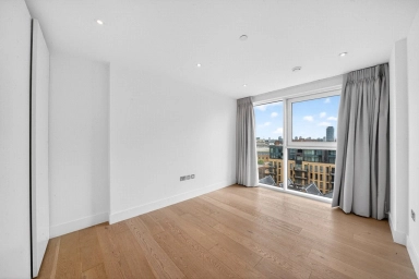 Central Avenue, Fulham - SW6 view 5