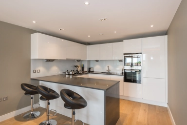Chancellors Road, Hammersmith W6 image 3