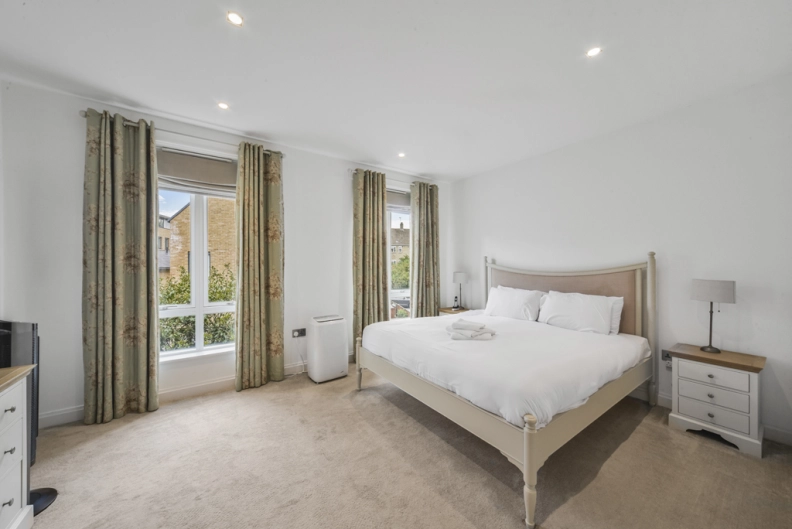 Ashchurch Grove, Bedford Park - image 5