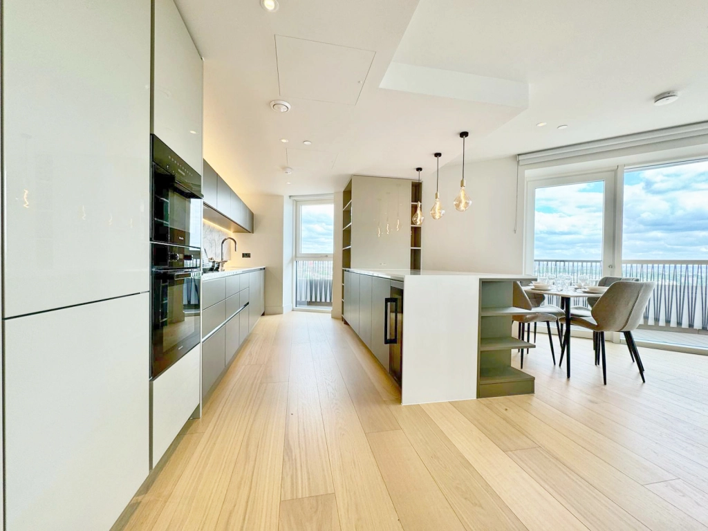 2 bedrooms apartments/flats for sale in Cascade Way, White City - W12 view 11