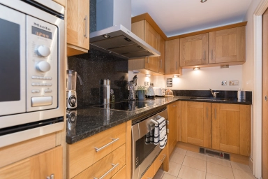 Lensbury Avenue, Imperial Wharf - SW6 view 4