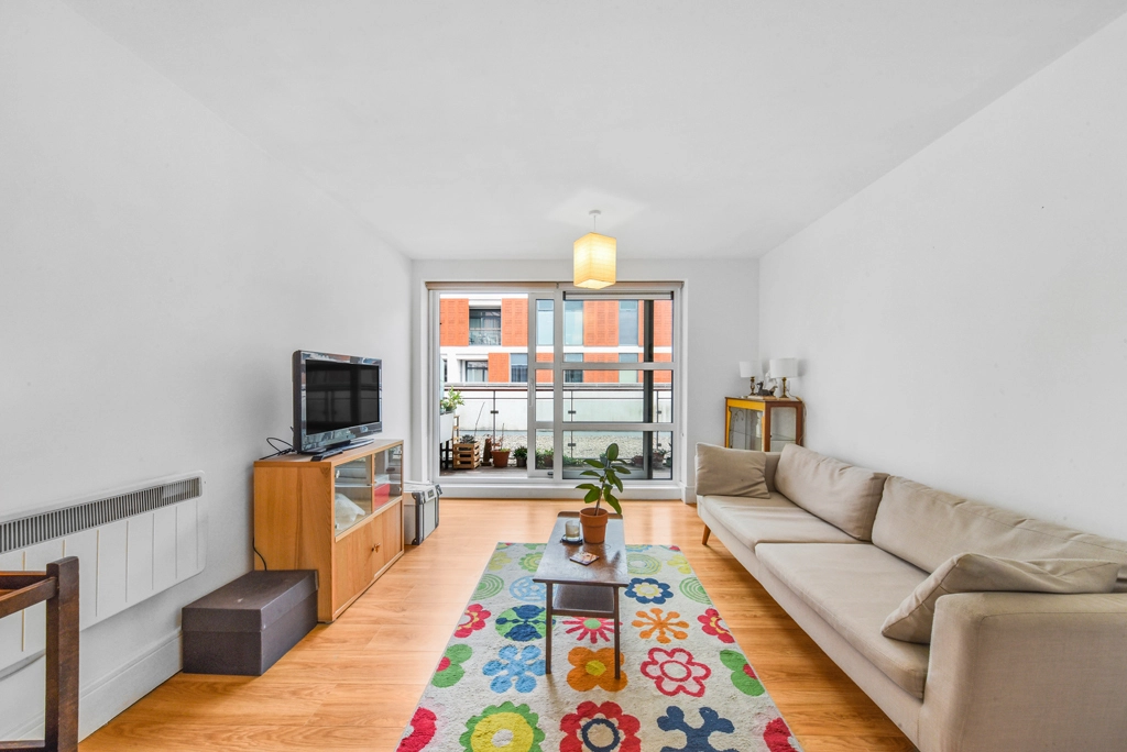 1 bedroom apartments/flats for sale in Cornell Square, Nine Elms - SW8 view 2