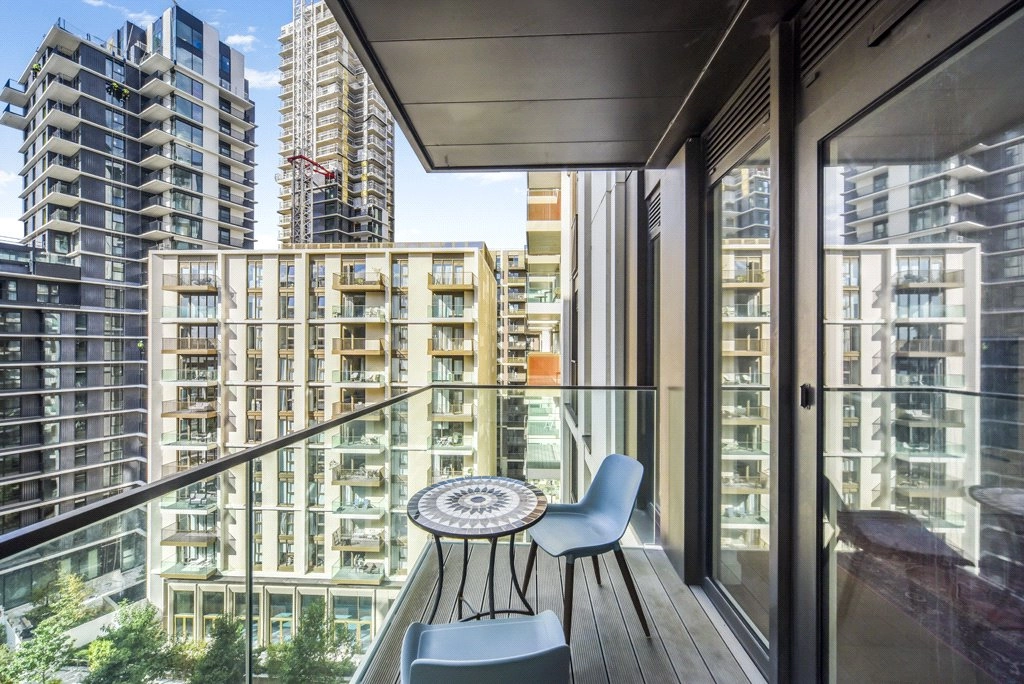 2 bedrooms apartments/flats for sale in Fountain Park Way, London - W12 view 18