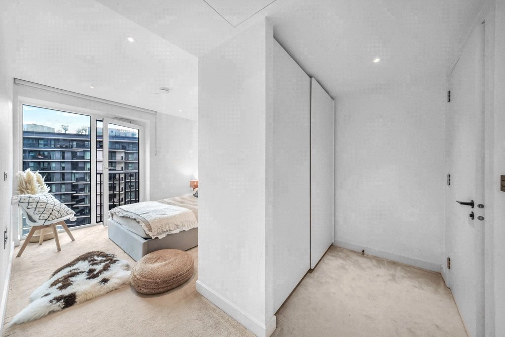 2 bedrooms apartments/flats for sale in Fountain Park Way, London - W12 view 14