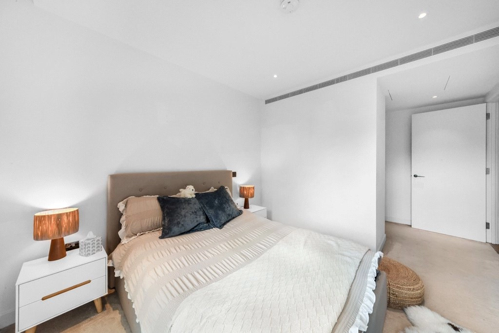 2 bedrooms apartments/flats for sale in Fountain Park Way, London - W12 view 16