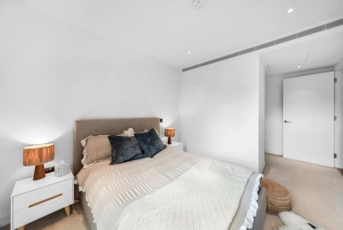 Fountain Park Way, White City - W12 view 16